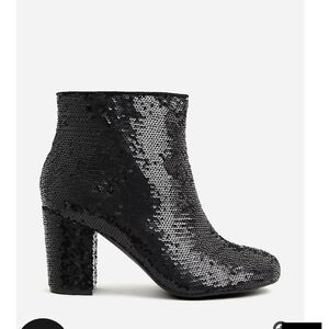 🆕 8WW BETSEY JOHNSON BLACK SEQUIN BLOCK HEEL BOOTIE